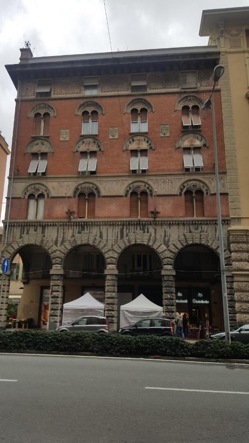 A 2 Passi Dal Centro Lägenhet Genua Exteriör bild